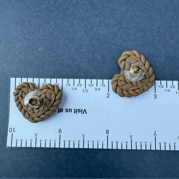 Braided Heart Stud Earrings Tan Brown - Picture 5 of 7